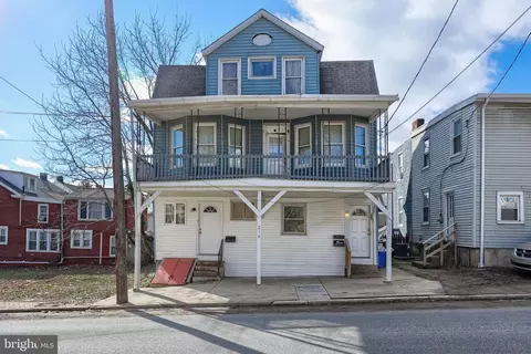 214 N Harrisburg St, Steelton, PA 17113