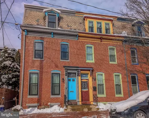 102 Calder St, Harrisburg, PA 17102