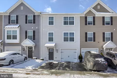 142 Carleigh Ln, Harrisburg, PA 17112