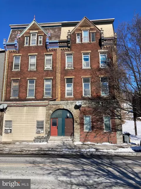 193 S Front St, Steelton, PA 17113