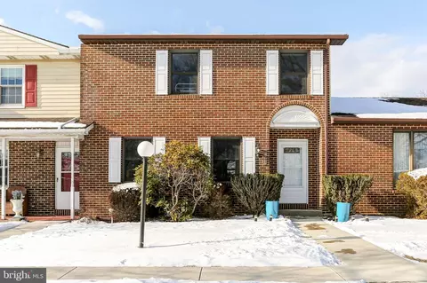 3814 Laraby Dr, Harrisburg, PA 17110