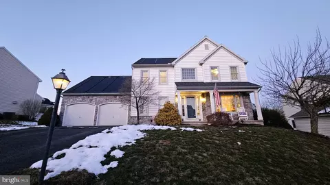 317 Kent Dr, Harrisburg, PA 17111