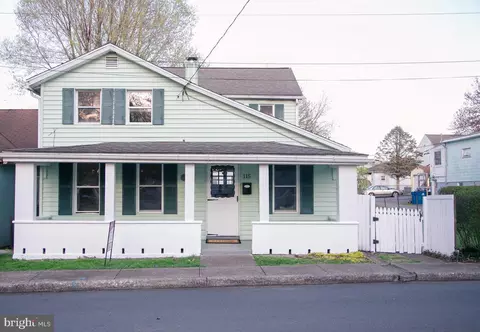115 N Landis St, Hummelstown, PA 17036