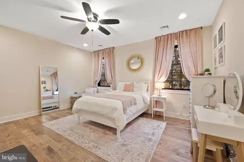 Bedroom - 321 Elm Ave, Hershey, PA 17033 photo 4 of 6