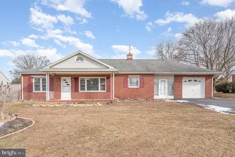 3723 Peters Mountain Rd, Halifax, PA 17032