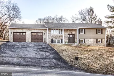 2319 Locust Ln, Harrisburg, PA 17109
