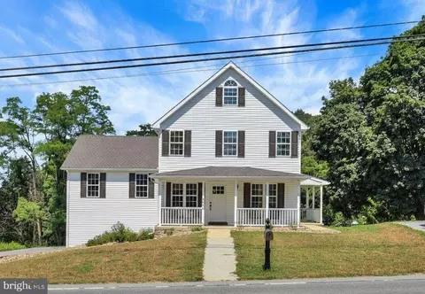 5646 Union Deposit Rd, Harrisburg, PA 17111