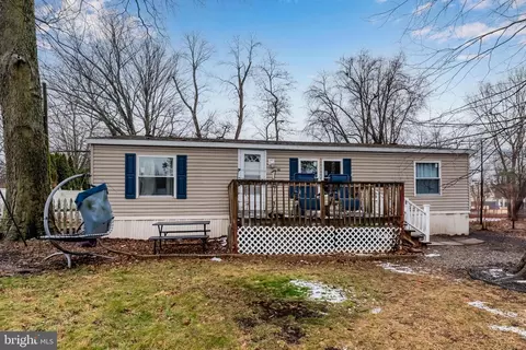 134 Gate Ln, Middletown, PA 17057