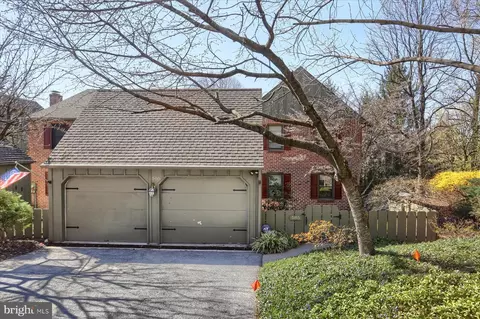 585 Lovell Ct, Hummelstown, PA 17036