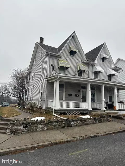 102 S 29th St, Harrisburg, PA 17103