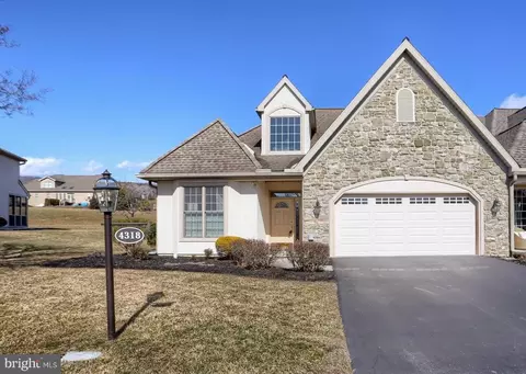 4318 Wimbledon Dr, Harrisburg, PA 17112