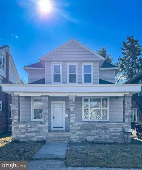 1809 Sycamore St, Harrisburg, PA 17104