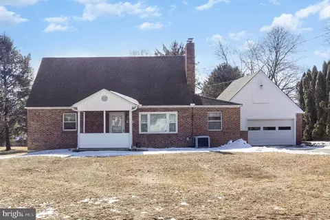 6111 Catherine St, Harrisburg, PA 17112