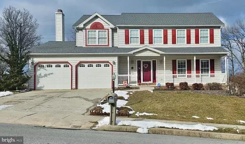 6554 New Providence Dr, Harrisburg, PA 17111