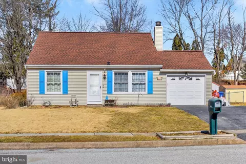 4832 Sweetbrier Ter, Harrisburg, PA 17111