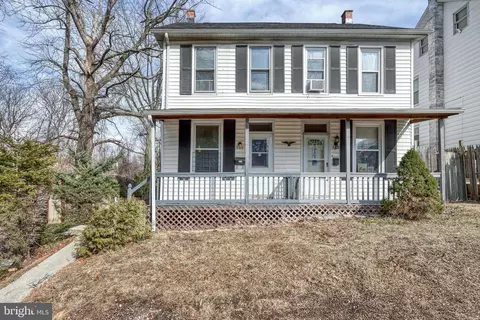 735 Girard St, Harrisburg, PA 17104