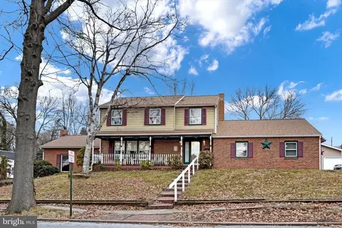 125 Bailey St, Steelton, PA 17113