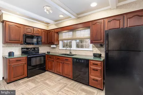 356 William Dr, Hershey, PA 17033 photo 9