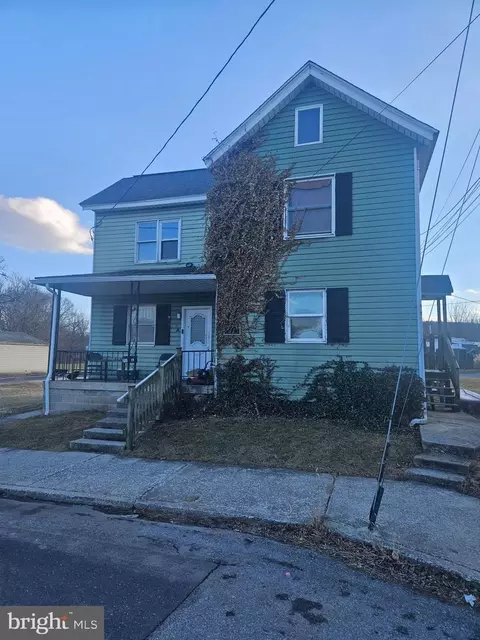 71 Jury St, Highspire, PA 17034