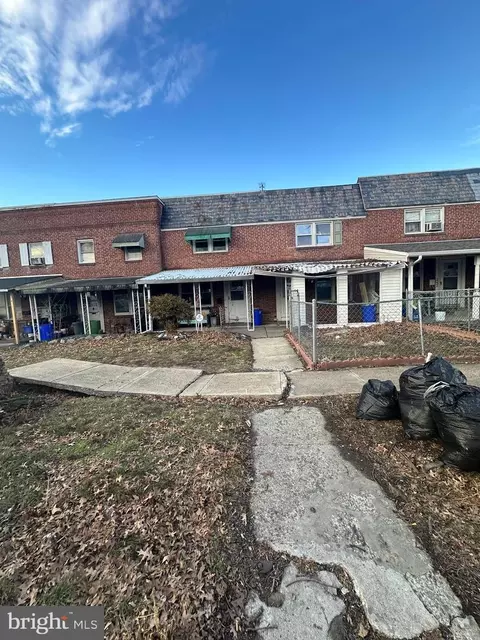 2228 Berryhill St, Harrisburg, PA 17104