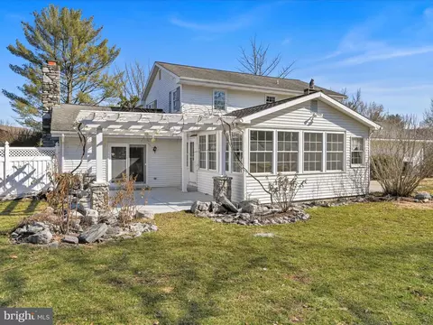 907 Beech Ave, Hershey, PA 17033 photo 43