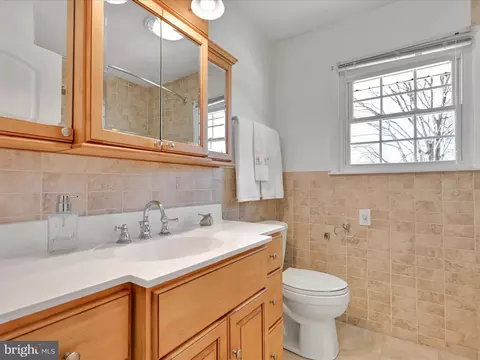 907 Beech Ave, Hershey, PA 17033 photo 32