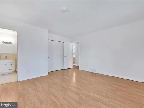 907 Beech Ave, Hershey, PA 17033 photo 24