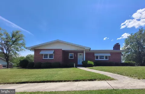 800 Deatrich Ave, Middletown, PA 17057