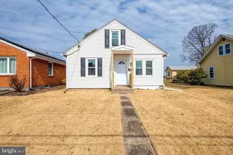 1429 E Derry Rd, Hershey, PA 17033