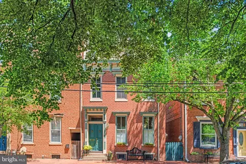 709 S Front St, Harrisburg, PA 17104