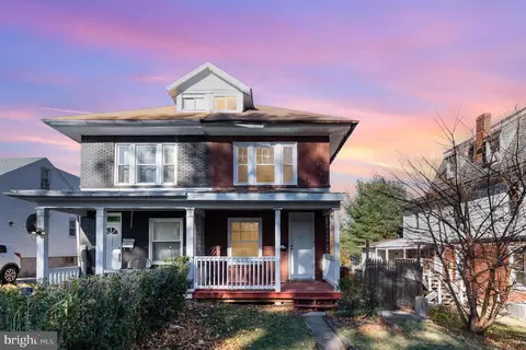 3126 Walnut St, Harrisburg, PA 17109