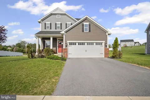 3993 Secretariat St, Harrisburg, PA 17112