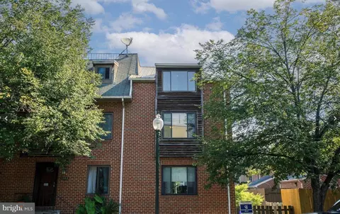 1101 N 3rd St, Harrisburg, PA 17102