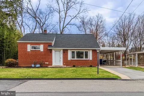 5309 Woodlawn Dr, Harrisburg, PA 17109
