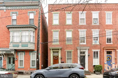 258 Cumberland St, Harrisburg, PA 17102