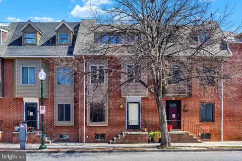 1105 N 3rd St, Harrisburg, PA 17102