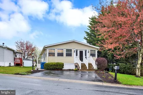 127 Wheaton Pl, Harrisburg, PA 17112