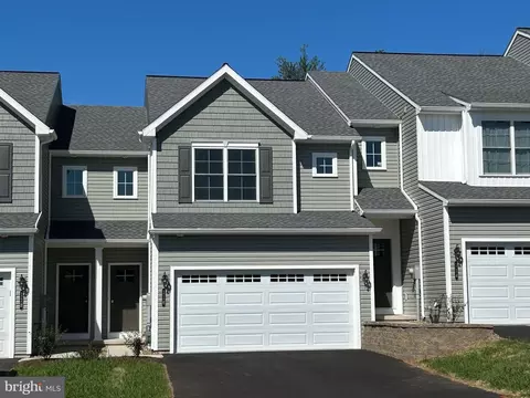 116 Magnolia Dr, Middletown, PA 17057