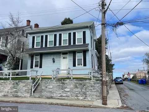 537 2nd St, Steelton, PA 17113