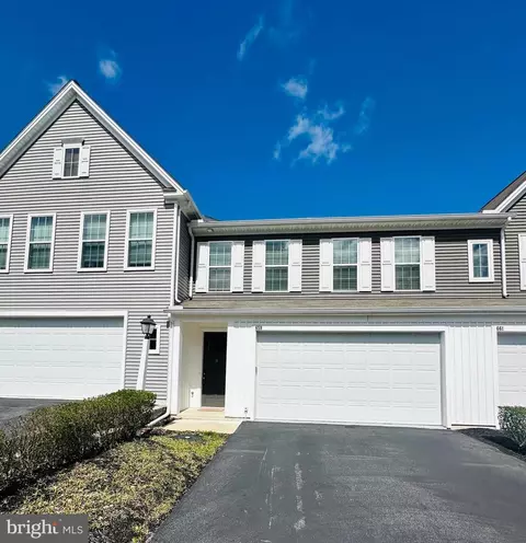 659 Stoverdale Rd, Hummelstown, PA 17036