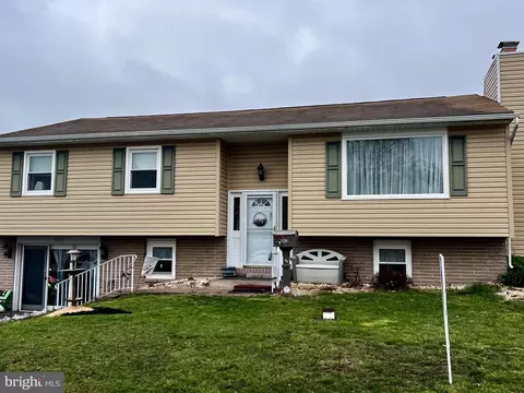 6242 Warren Ave, Harrisburg, PA 17112