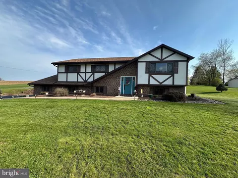 406 Summers Rd, Millersburg, PA 17061