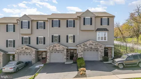 709 S 82nd St, Harrisburg, PA 17111