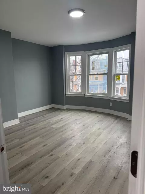 1810 Regina St, Harrisburg, PA 17103