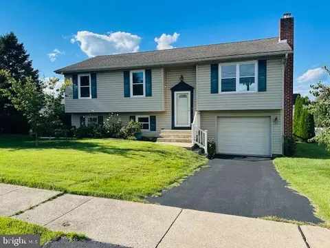6108 Ann St, Harrisburg, PA 17111