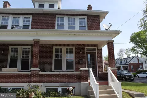 215 Emaus St, Middletown, PA 17057