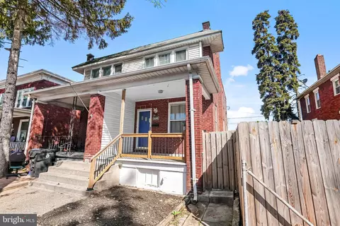 1948 Manada St, Harrisburg, PA 17104