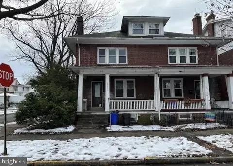 1961 Chestnut St, Harrisburg, PA 17104