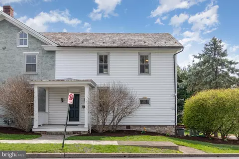 Exterior - 308 E Derry Rd, Hershey, PA 17033 photo 8 of 9