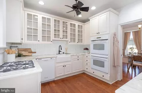 Kitchen - 308 E Derry Rd, Hershey, PA 17033 photo 1 of 4